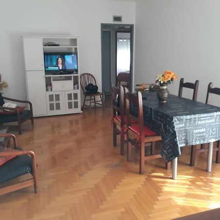 Апартаменты Apartamento Lautaro Буэнос-Айрес Экстерьер фото